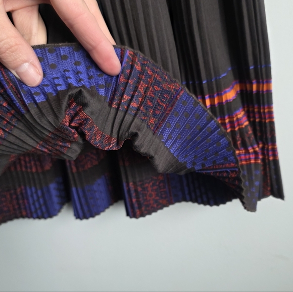 HUGO Hugo Boss Roxana Pleated Midi Skirt Brown Wrap Tie Waist Size US 4 - Picture 7 of 12